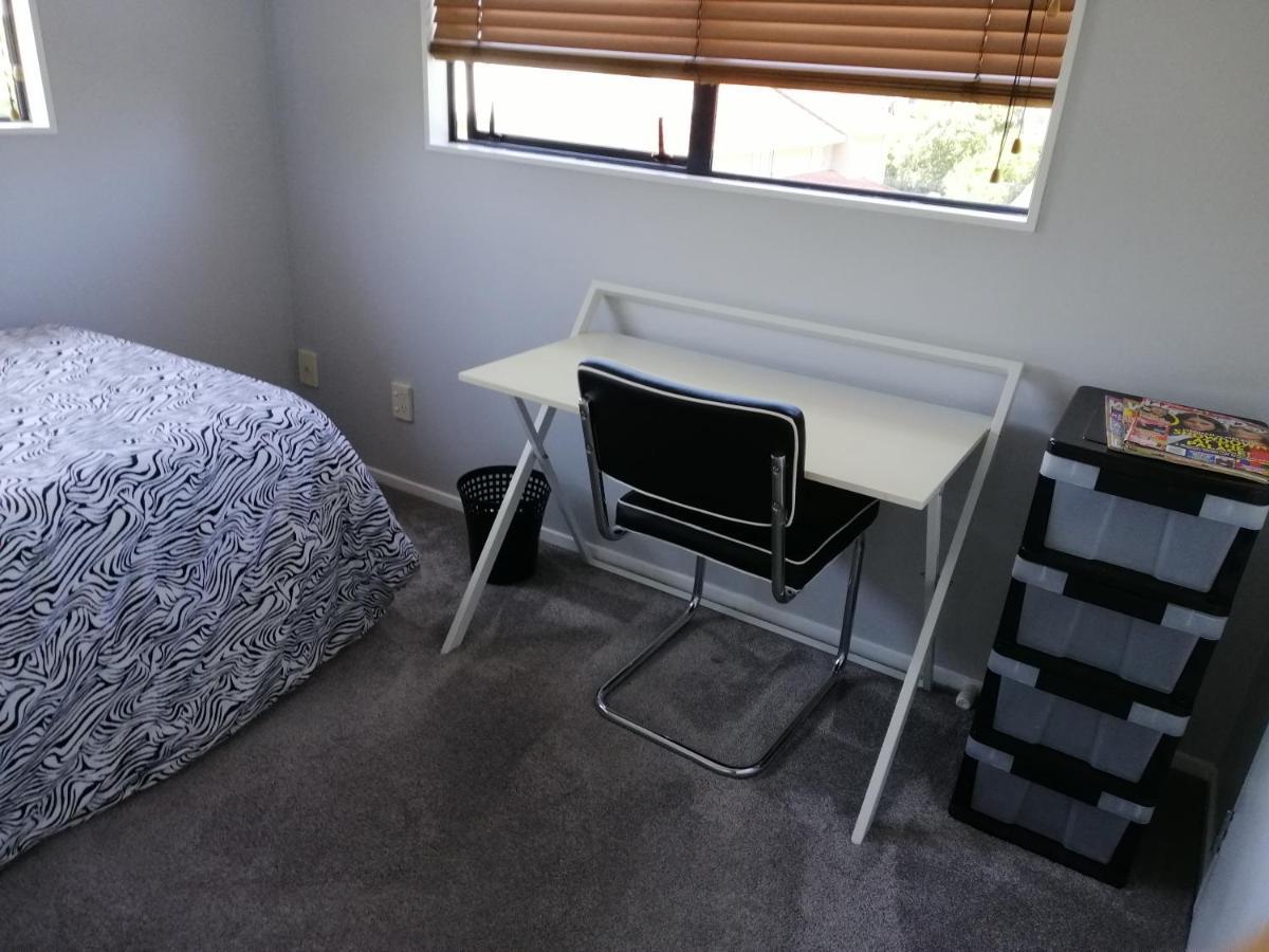 Double Room With Shared Bathroom Auckland Exterior photo