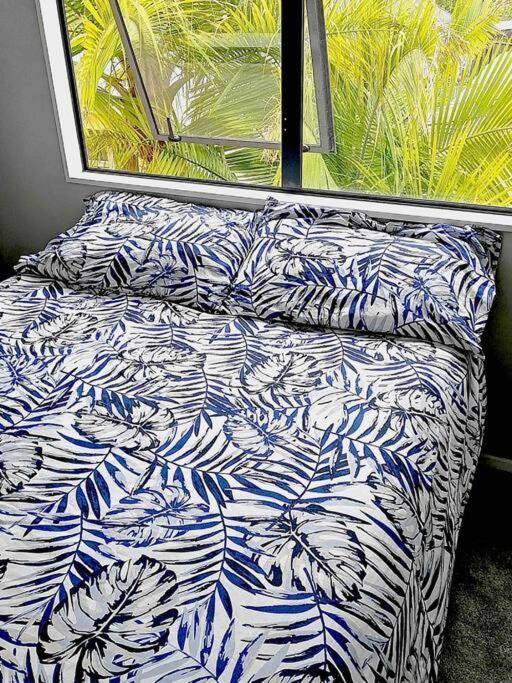 Double Room With Shared Bathroom Auckland Exterior photo